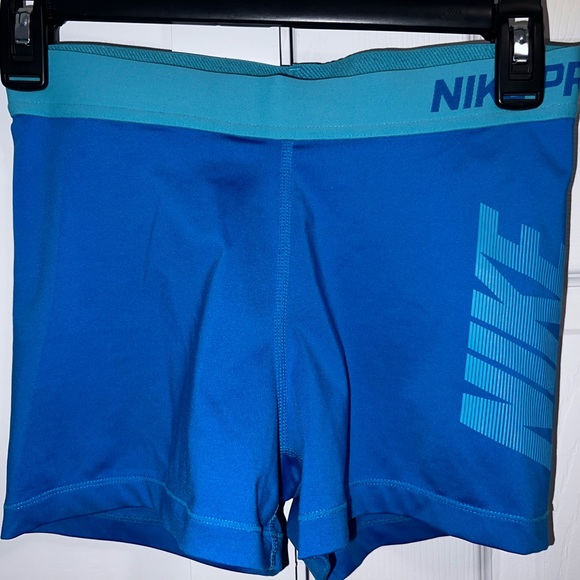 Blue Nike Pro shorts - Picture 3 of 3
